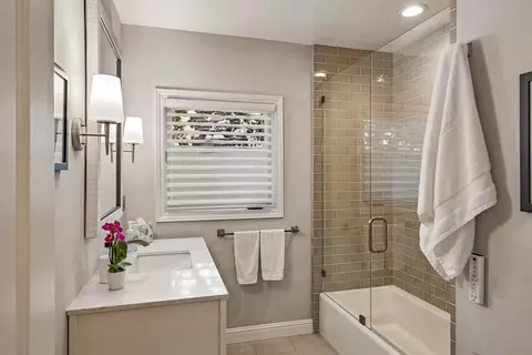 Bath - 1068 Rose Ave, Mountain View, CA 94040 photo 4 of 5