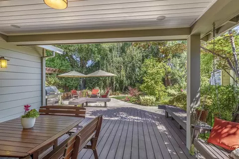 Exterior - 1068 Rose Ave, Mountain View, CA 94040 photo 4 of 15