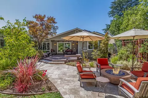 Exterior - 1068 Rose Ave, Mountain View, CA 94040 photo 8 of 15