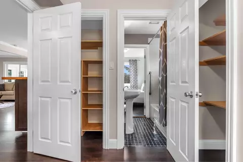 Entry Way - 326 Channing Way, Pacifica, CA 94044 photo 1 of 1
