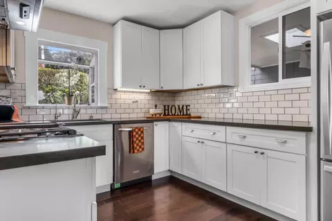 Kitchen - 326 Channing Way, Pacifica, CA 94044 photo 2 of 3