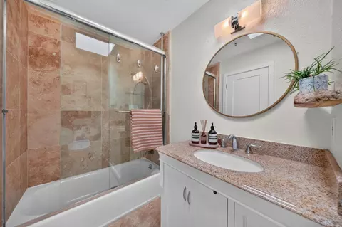 Bath - 2355 Beach Blvd 204, Pacifica, CA 94044 photo 4 of 4