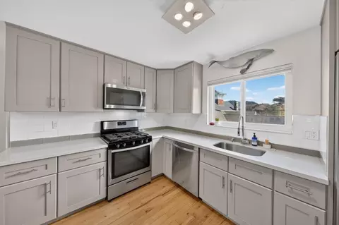 Kitchen - 2355 Beach Blvd 204, Pacifica, CA 94044 photo 3 of 4
