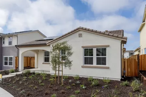 627 Santa Lucia Way, Marina, CA 93933