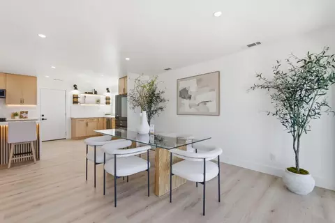 Dining - 141 Rishell Dr, Oakland, CA 94619 photo 2 of 3