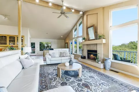 Living - Marthas Way, Aptos, CA 95003 photo 6 of 6