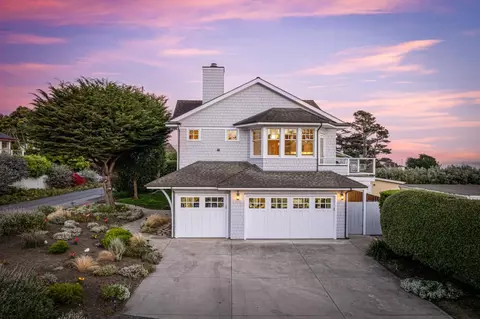 Exterior - 2 Alameda Ave, Half Moon Bay, CA 94019 photo 37 of 47