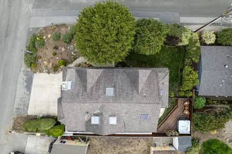View/Area - 2 Alameda Ave, Half Moon Bay, CA 94019 photo 3 of 3
