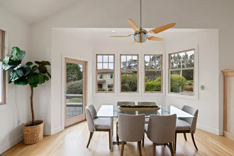 Dining - 2 Alameda Ave, Half Moon Bay, CA 94019 photo 1 of 1