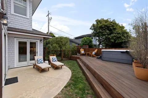 Exterior - 2 Alameda Ave, Half Moon Bay, CA 94019 photo 4 of 47