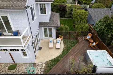 Exterior - 2 Alameda Ave, Half Moon Bay, CA 94019 photo 3 of 47