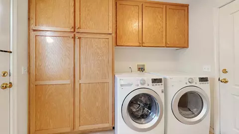 Other - 532 W Springer Dr, Turlock, CA 95382 photo 5 of 17