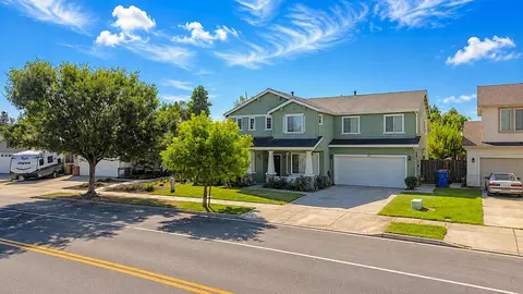 Exterior - 532 W Springer Dr, Turlock, CA 95382 photo 8 of 8