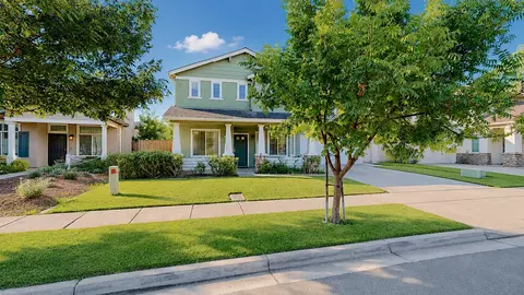 Exterior - 532 W Springer Dr, Turlock, CA 95382 photo 3 of 8
