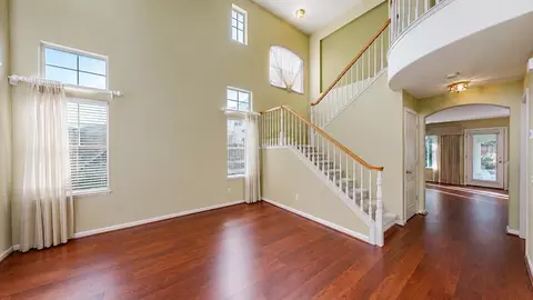 Living - 532 W Springer Dr, Turlock, CA 95382 photo 1 of 8