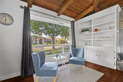 Living - 7790 Filice Dr, Gilroy, CA 95020 photo 4 of 5