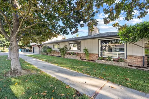 Exterior - 7790 Filice Dr, Gilroy, CA 95020 photo 7 of 10