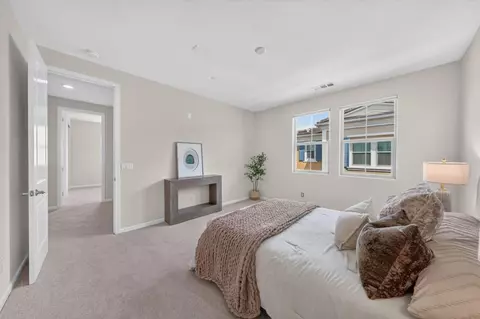 Bedroom - 318 Expedition Ln, Milpitas, CA 95035 photo 2 of 6