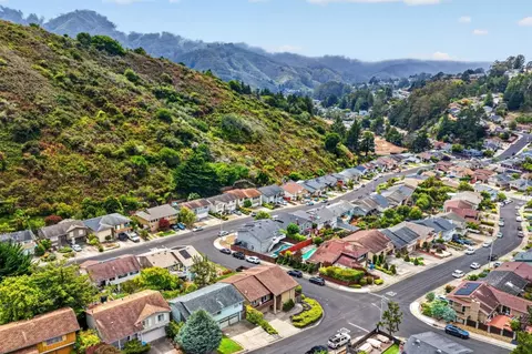 View/Area - 791 Prairie Creek Dr, Pacifica, CA 94044 photo 4 of 4