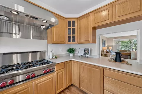Kitchen - 791 Prairie Creek Dr, Pacifica, CA 94044 photo 4 of 4