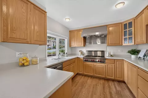Kitchen - 791 Prairie Creek Dr, Pacifica, CA 94044 photo 2 of 4