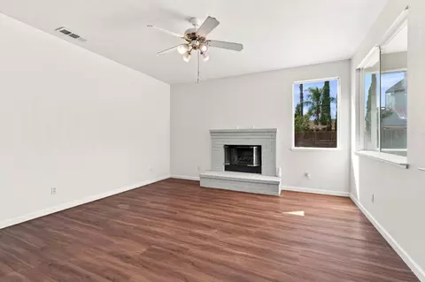Living - 1901 Lauritson Ln, Manteca, CA 95336 photo 8 of 8