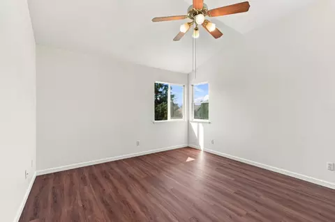 Bedroom - 1901 Lauritson Ln, Manteca, CA 95336 photo 9 of 12
