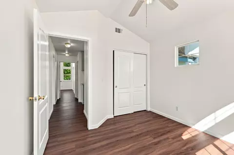 Entry Way - 1901 Lauritson Ln, Manteca, CA 95336 photo 3 of 3