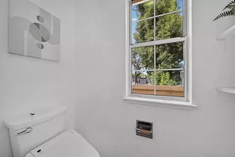 Bath - 18 Tyrella Ct, Mountain View, CA 94043 photo 4 of 4