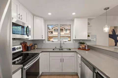 Kitchen - 171 Redding Rd, Campbell, CA 95008 photo 1 of 2
