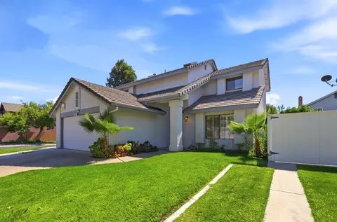 Exterior - 2512 Burlwood Dr, Modesto, CA 95355 photo 2 of 10