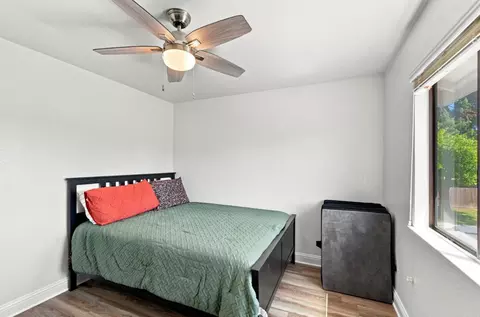 Bedroom - 2512 Burlwood Dr, Modesto, CA 95355 photo 4 of 5