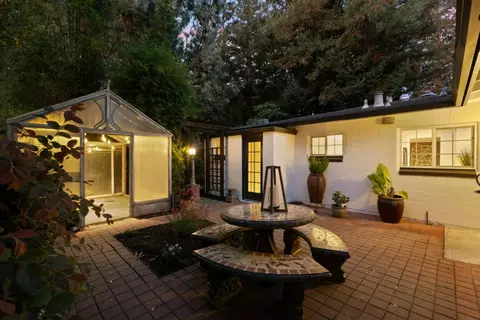 Exterior - 190 E Middlefield Rd, Mountain View, CA 94043 photo 31 of 33