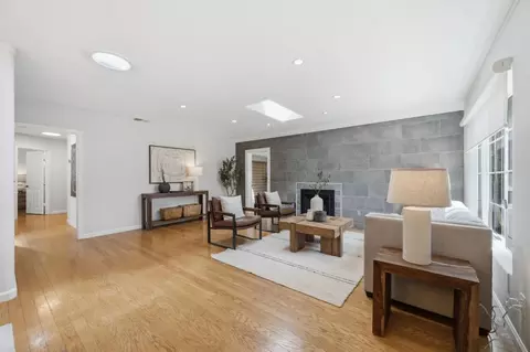Living - 190 E Middlefield Rd, Mountain View, CA 94043 photo 4 of 5