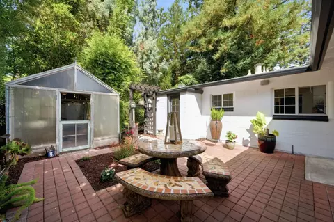 Exterior - 190 E Middlefield Rd, Mountain View, CA 94043 photo 3 of 33