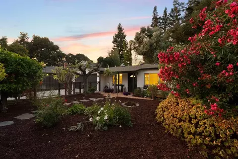 Exterior - 190 E Middlefield Rd, Mountain View, CA 94043 photo 28 of 33