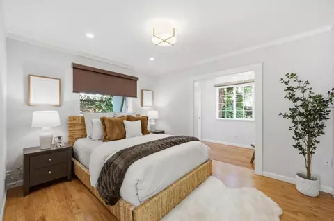 Bedroom - 190 E Middlefield Rd, Mountain View, CA 94043 photo 1 of 4
