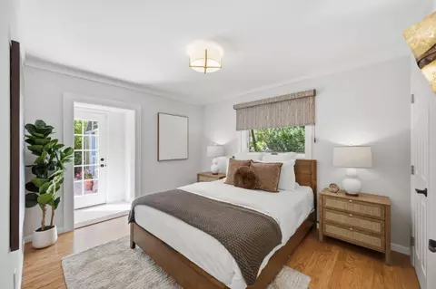 Bedroom - 190 E Middlefield Rd, Mountain View, CA 94043 photo 4 of 4