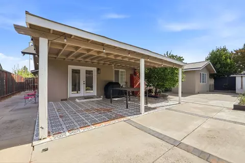 Exterior - 1310 Cedar Ct, Gilroy, CA 95020 photo 7 of 9