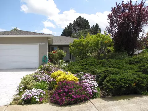 1394 Bobwhite Ave, Sunnyvale, CA 94087