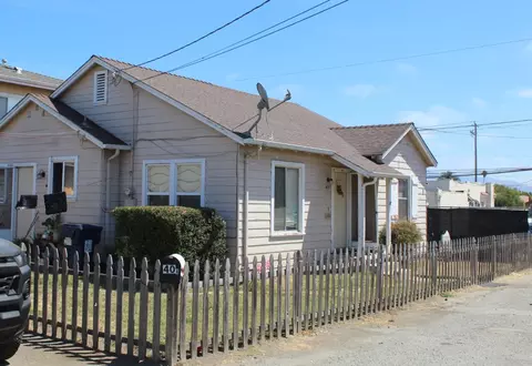 40 Tharp Ave, Watsonville, CA 95076 photo 3