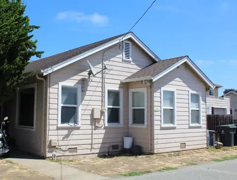 40 Tharp Ave, Watsonville, CA 95076 photo 2