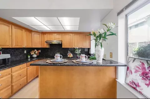 Kitchen - 1016 Gordon St, Milpitas, CA 95035 photo 7 of 10