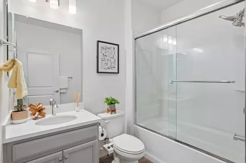 Bath - 5704 Immersion Loop, San Jose, CA 95119 photo 2 of 2