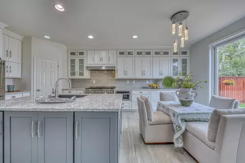 Kitchen - 4560 Peninsula Point Dr, Seaside, CA 93955 photo 2 of 5
