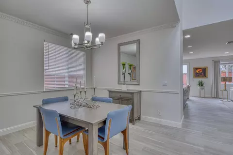 Dining - 4560 Peninsula Point Dr, Seaside, CA 93955 photo 2 of 3