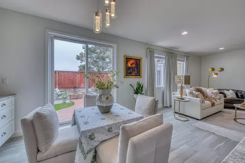 Dining - 4560 Peninsula Point Dr, Seaside, CA 93955 photo 3 of 3
