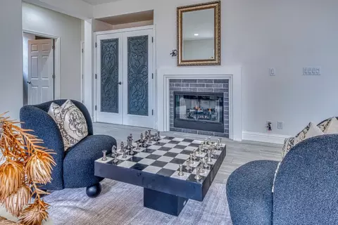 Living - 4560 Peninsula Point Dr, Seaside, CA 93955 photo 3 of 4