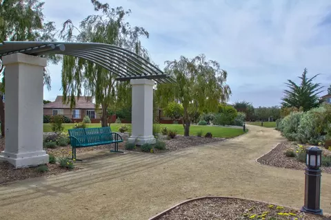 View/Area - 4560 Peninsula Point Dr, Seaside, CA 93955 photo 4 of 4