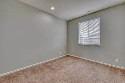 Bedroom - 4560 Peninsula Point Dr, Seaside, CA 93955 photo 5 of 7